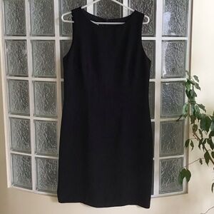 “90s Vintage Basic Black Dress 🌿
